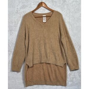 Oversized Women's Fuzzy Sweater Medium Cozy Plush Boho High Low Camel Brown Fur